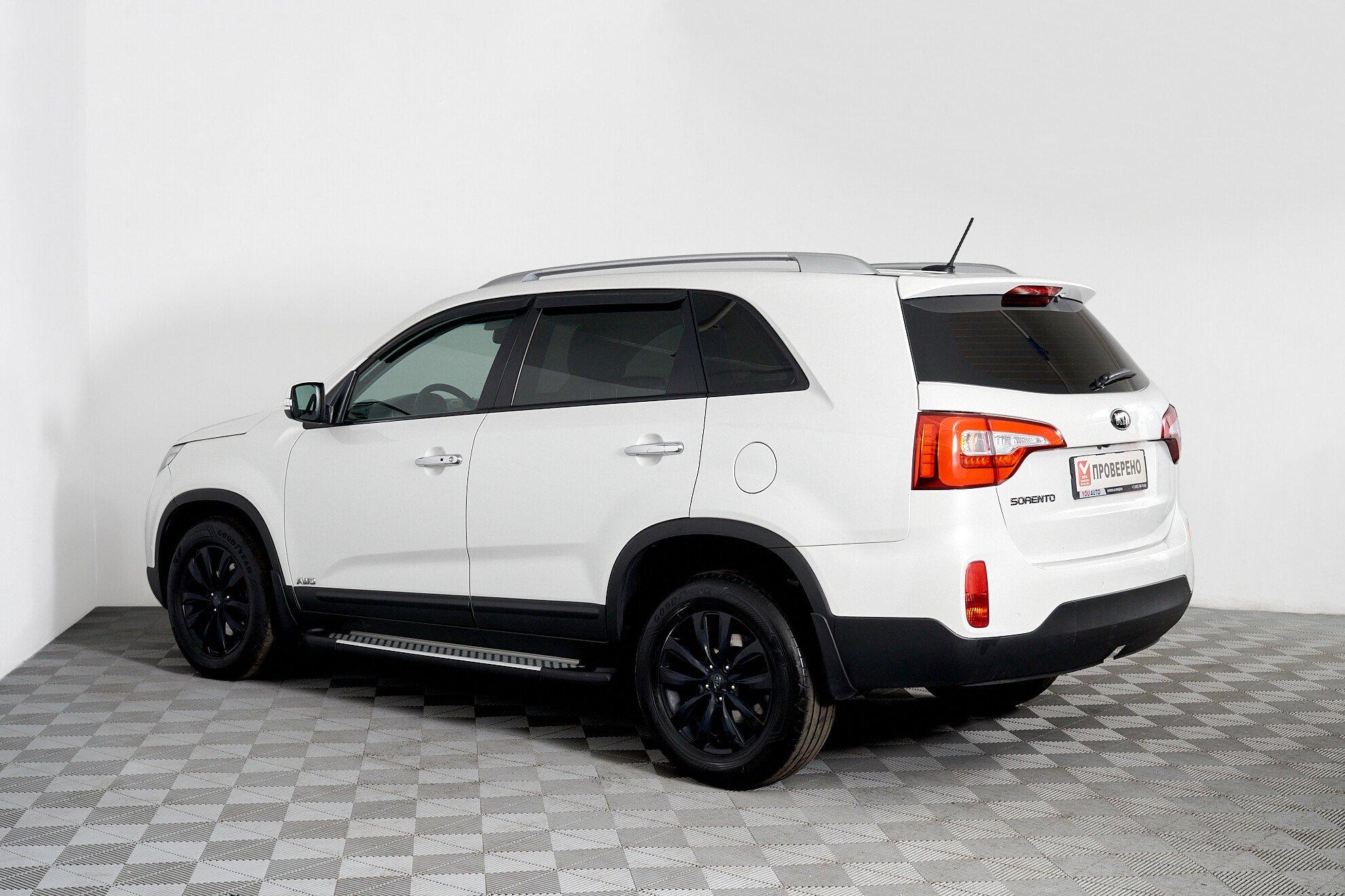 Kia Sorento 2015, белый