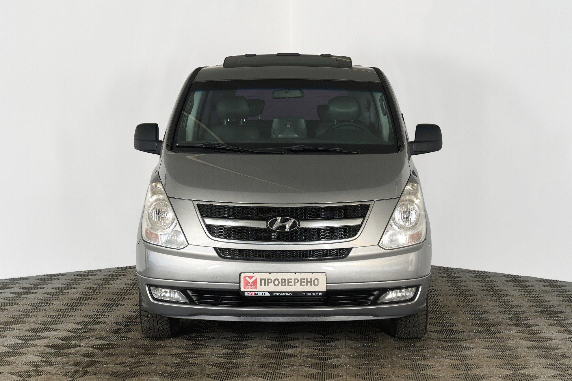 Hyundai Grand Starex 2012, серебряный