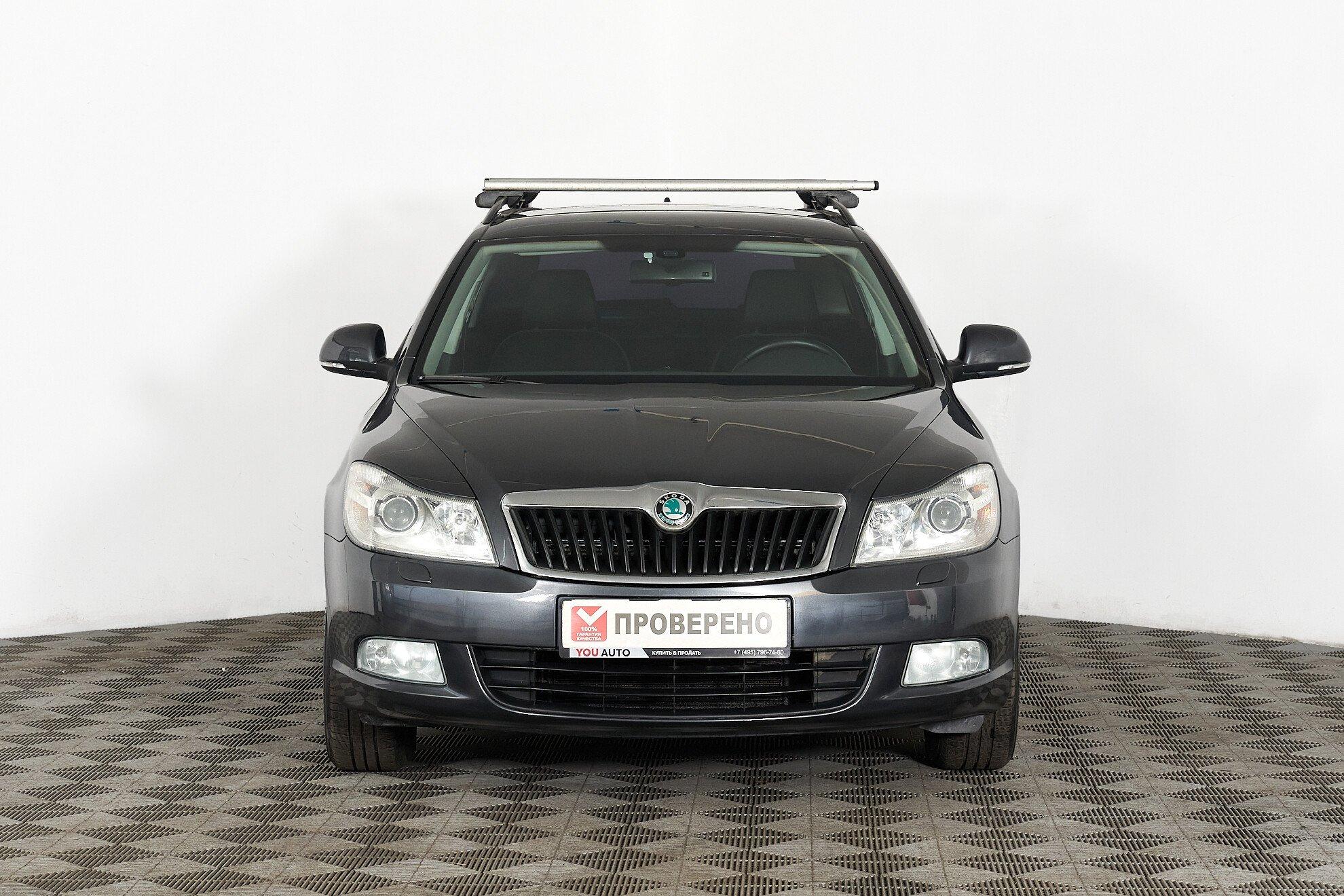 Skoda Octavia 2012, серый