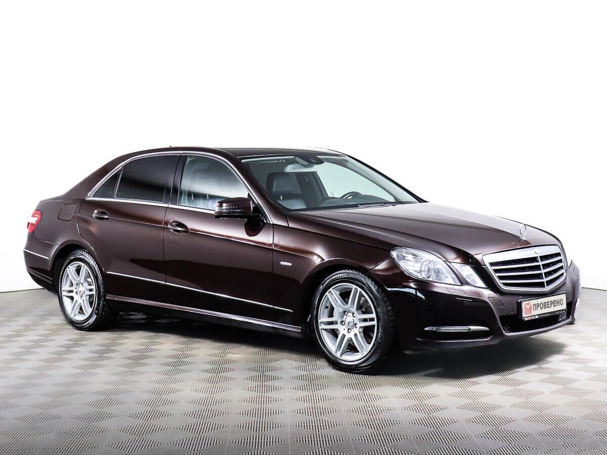 Mercedes-Benz E-Класс 2013, коричневый