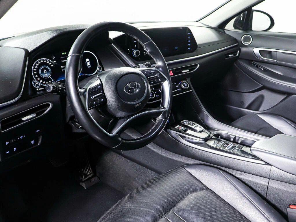Hyundai Sonata 2021, синий