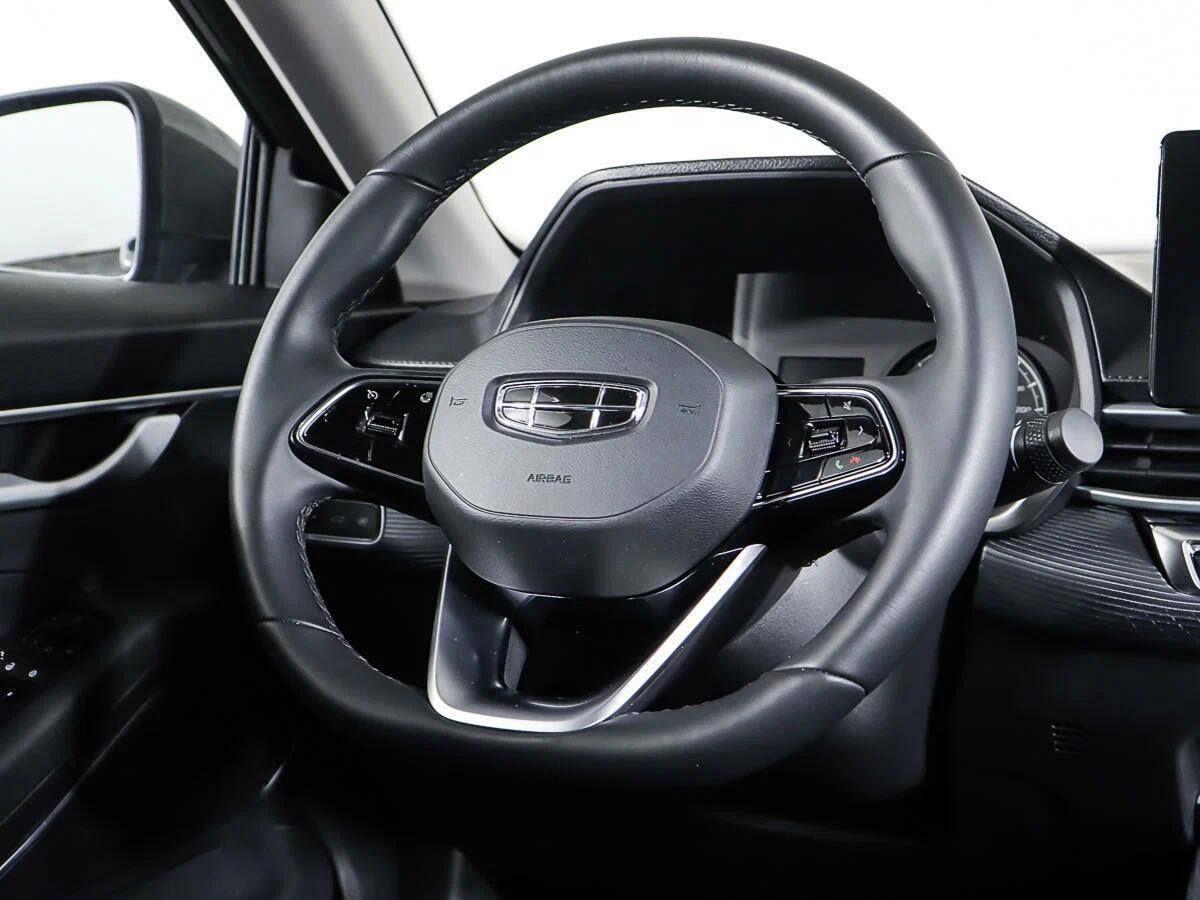 Geely Emgrand 2023, серый