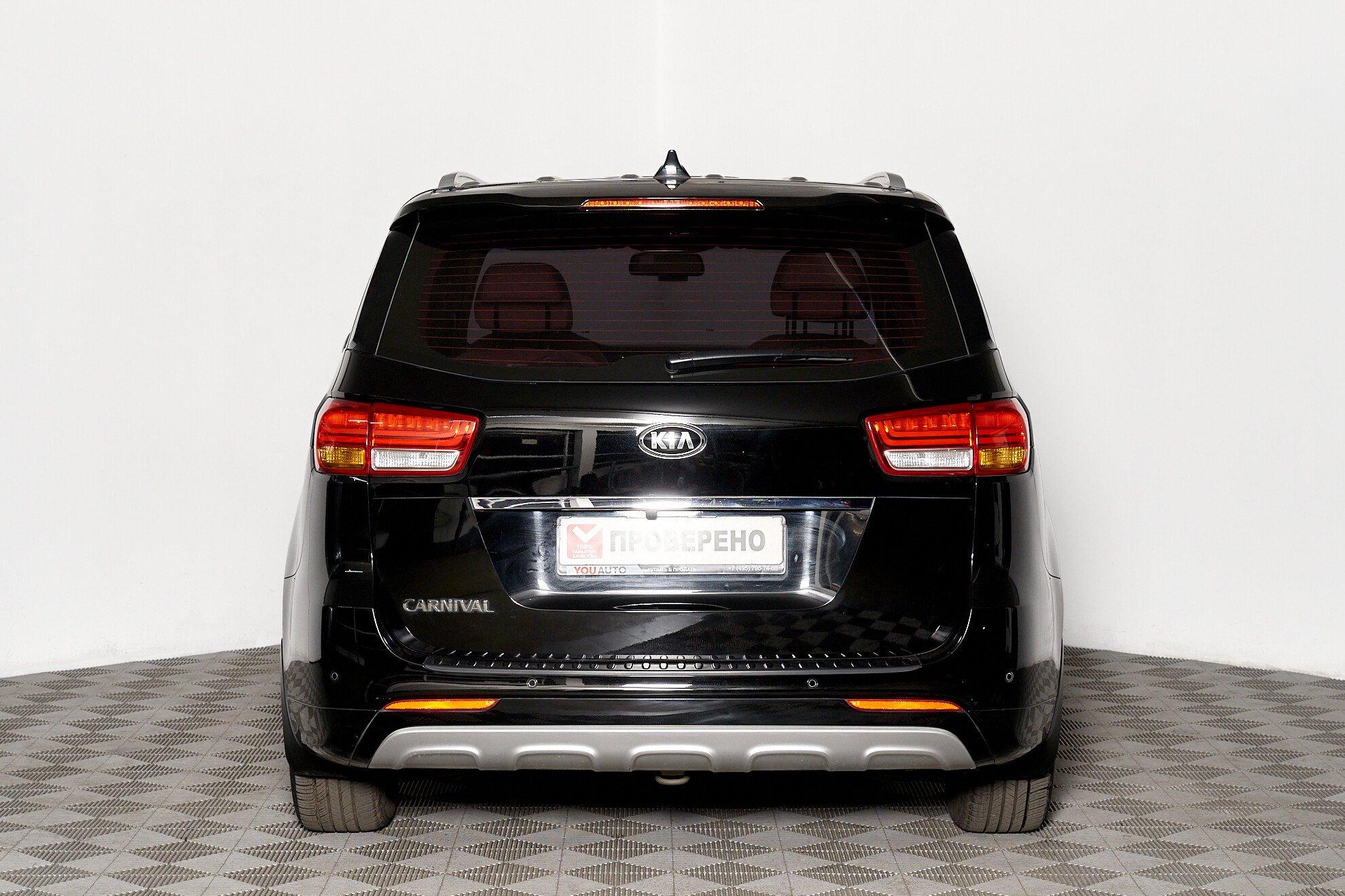 Kia Carnival 2019, черный