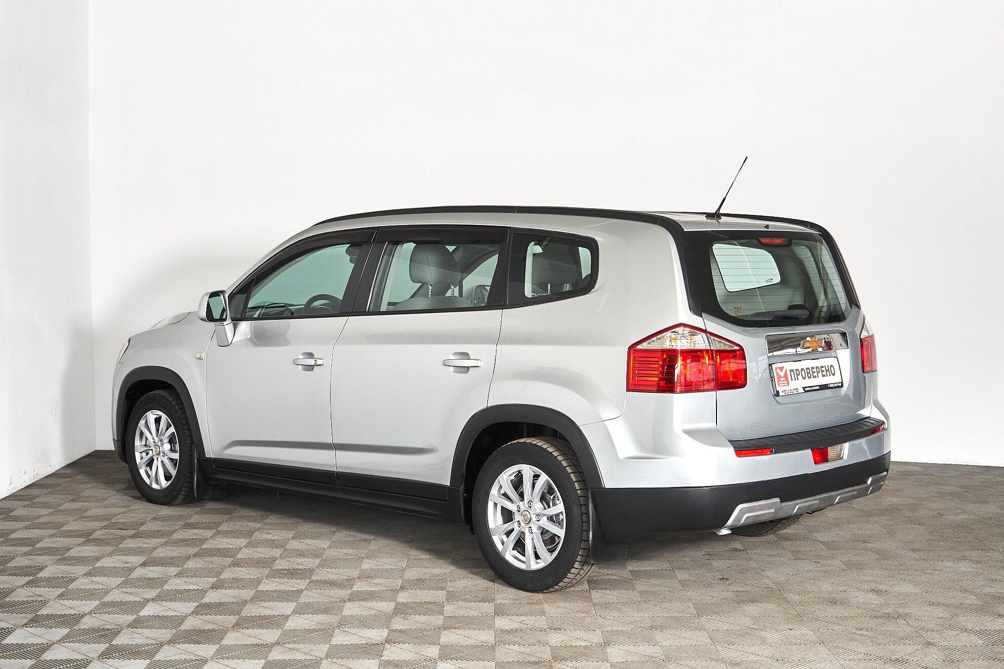 Chevrolet Orlando 2012, серебряный