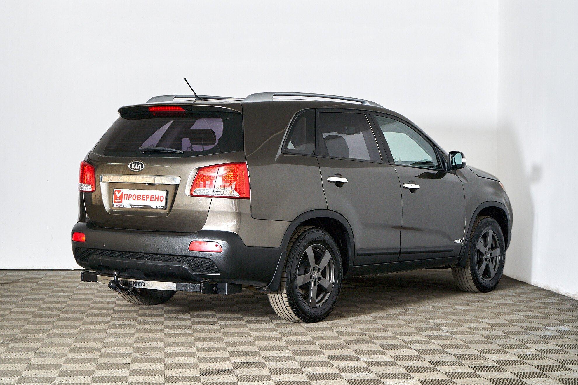 Kia Sorento 2010, коричневый