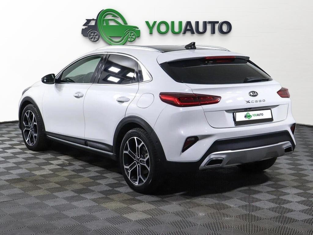 Kia XCeed 2020, белый