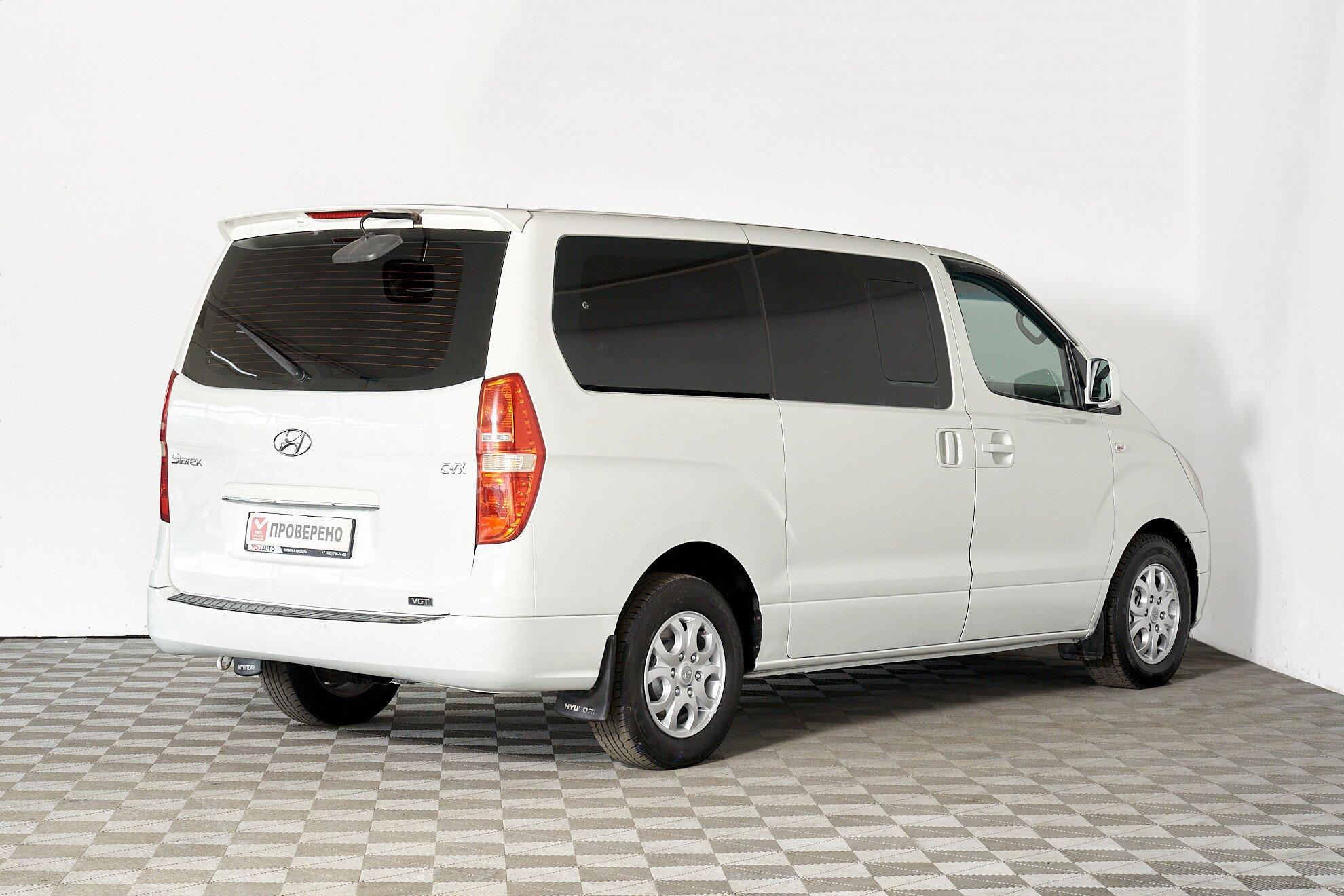 Hyundai Grand Starex 2012, белый