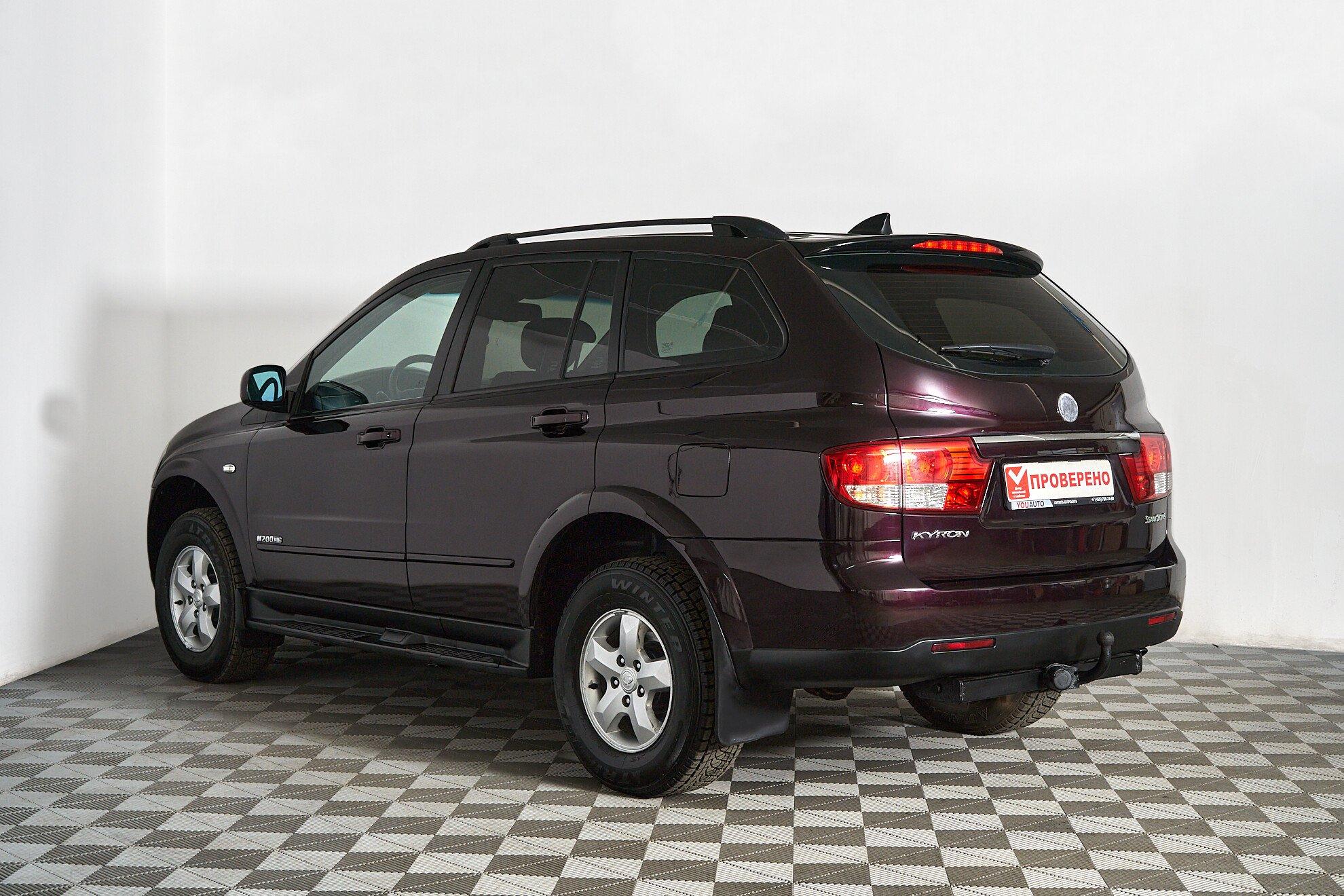 SsangYong Kyron 2011, пурпурный
