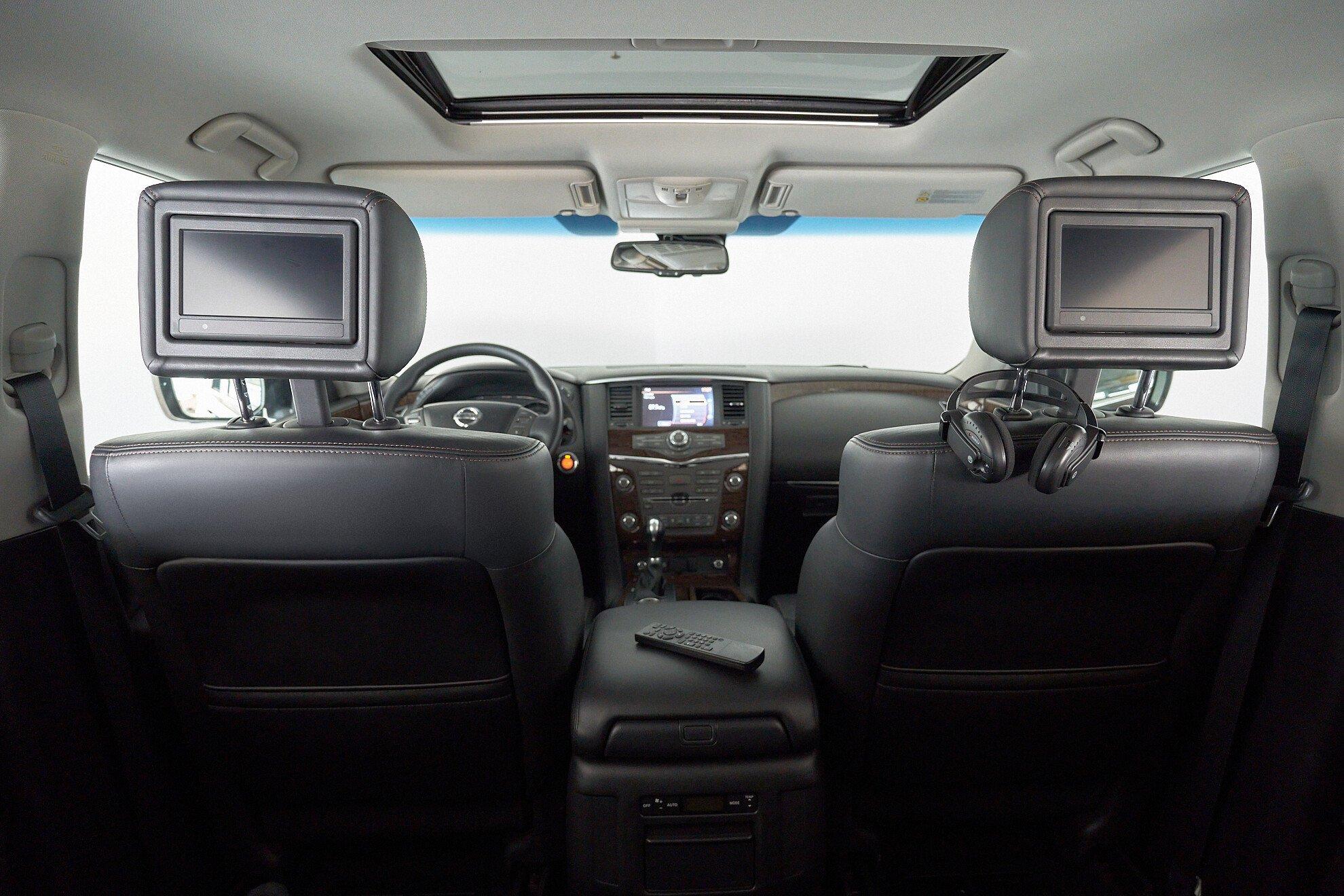 Nissan Patrol 2010, черный