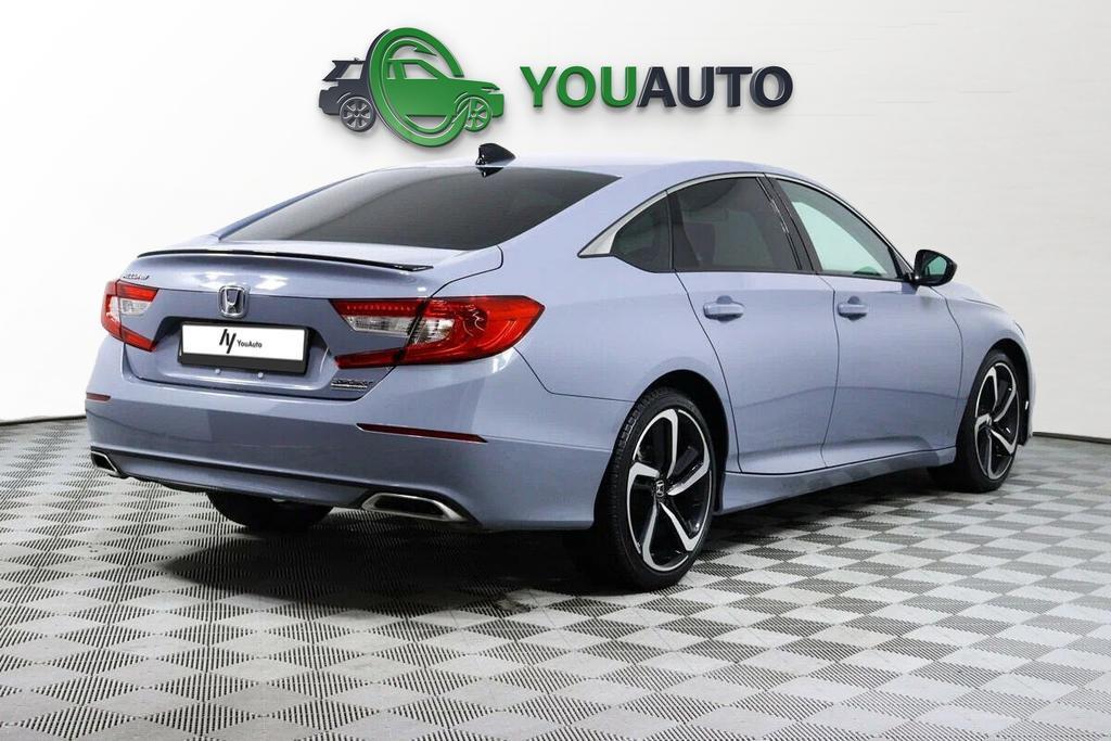 Honda Accord 2022, голубой
