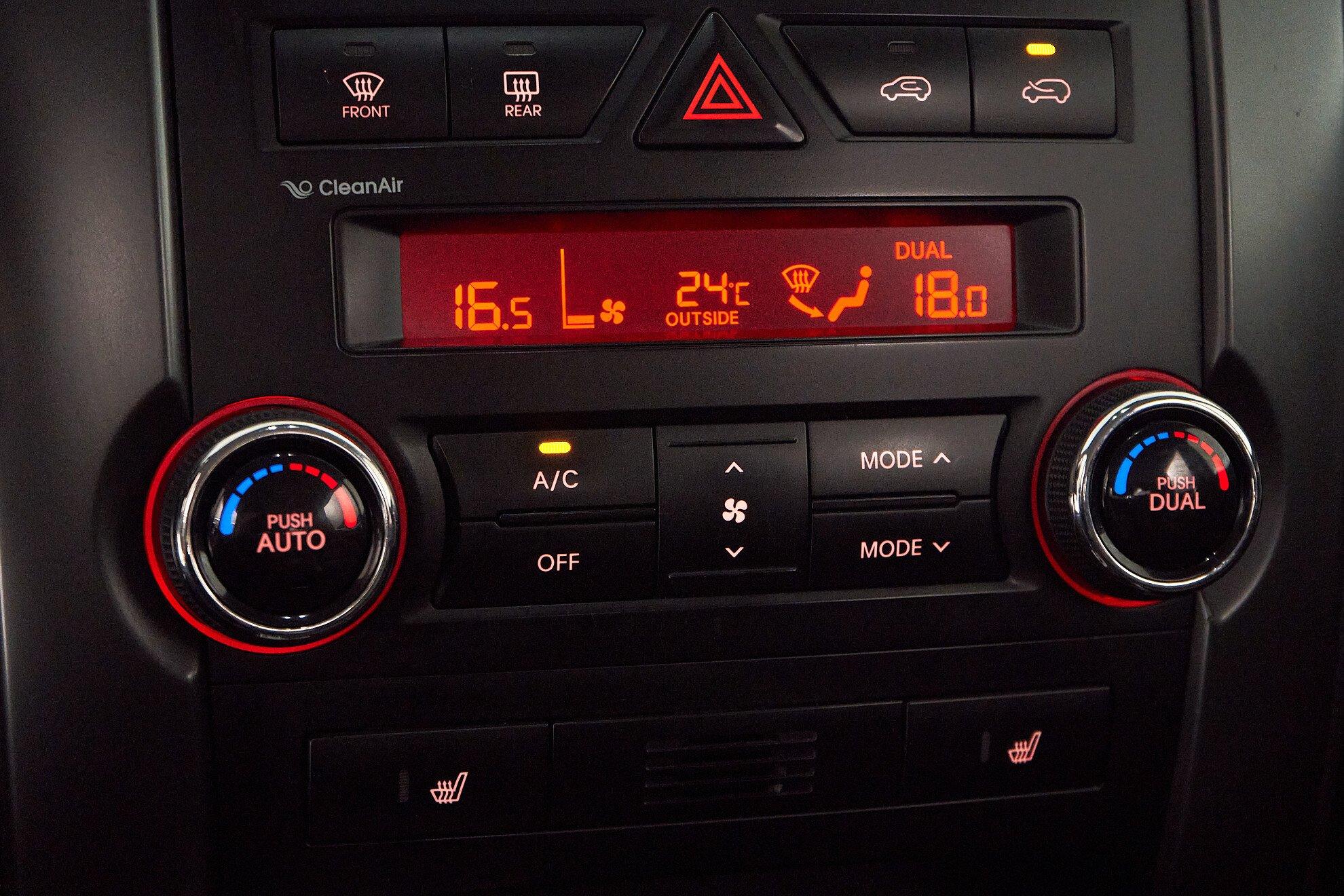 Kia Sorento 2012, черный