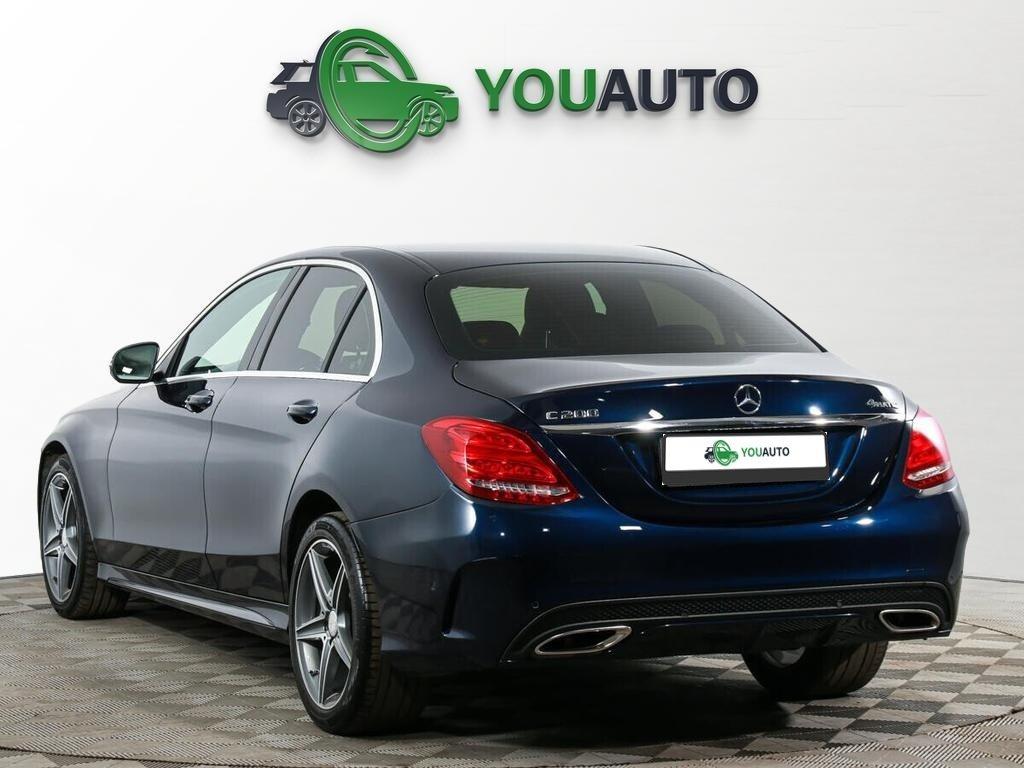 Mercedes-Benz C-Класс 2018, синий