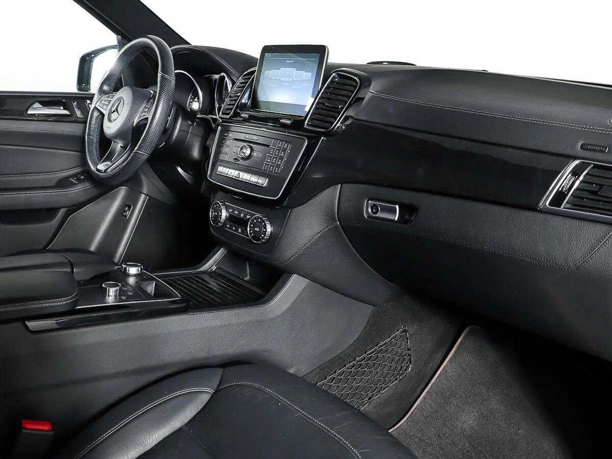 Mercedes-Benz GLE 2018, серый