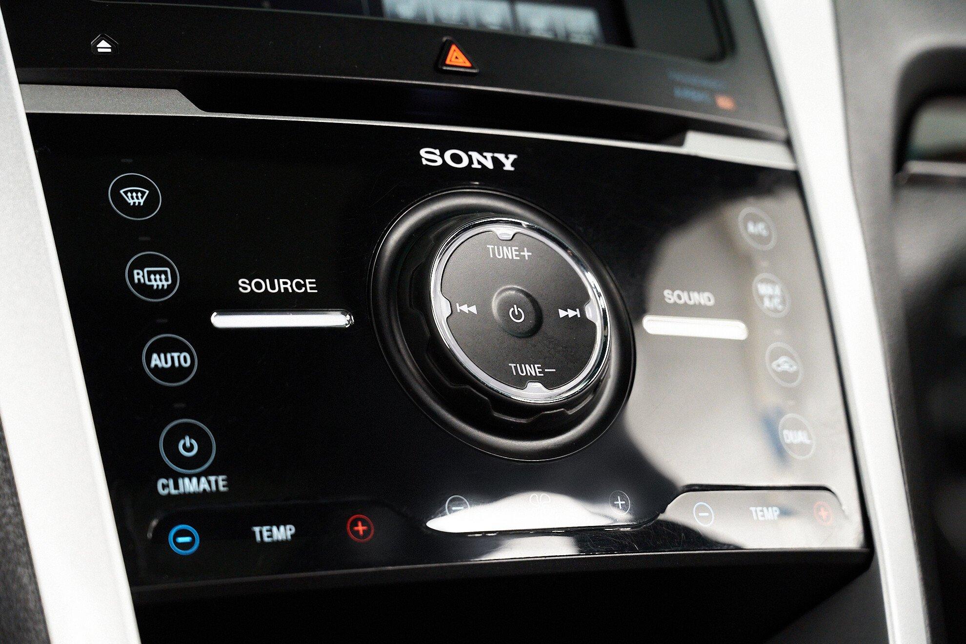 Ford Explorer 2014, черный