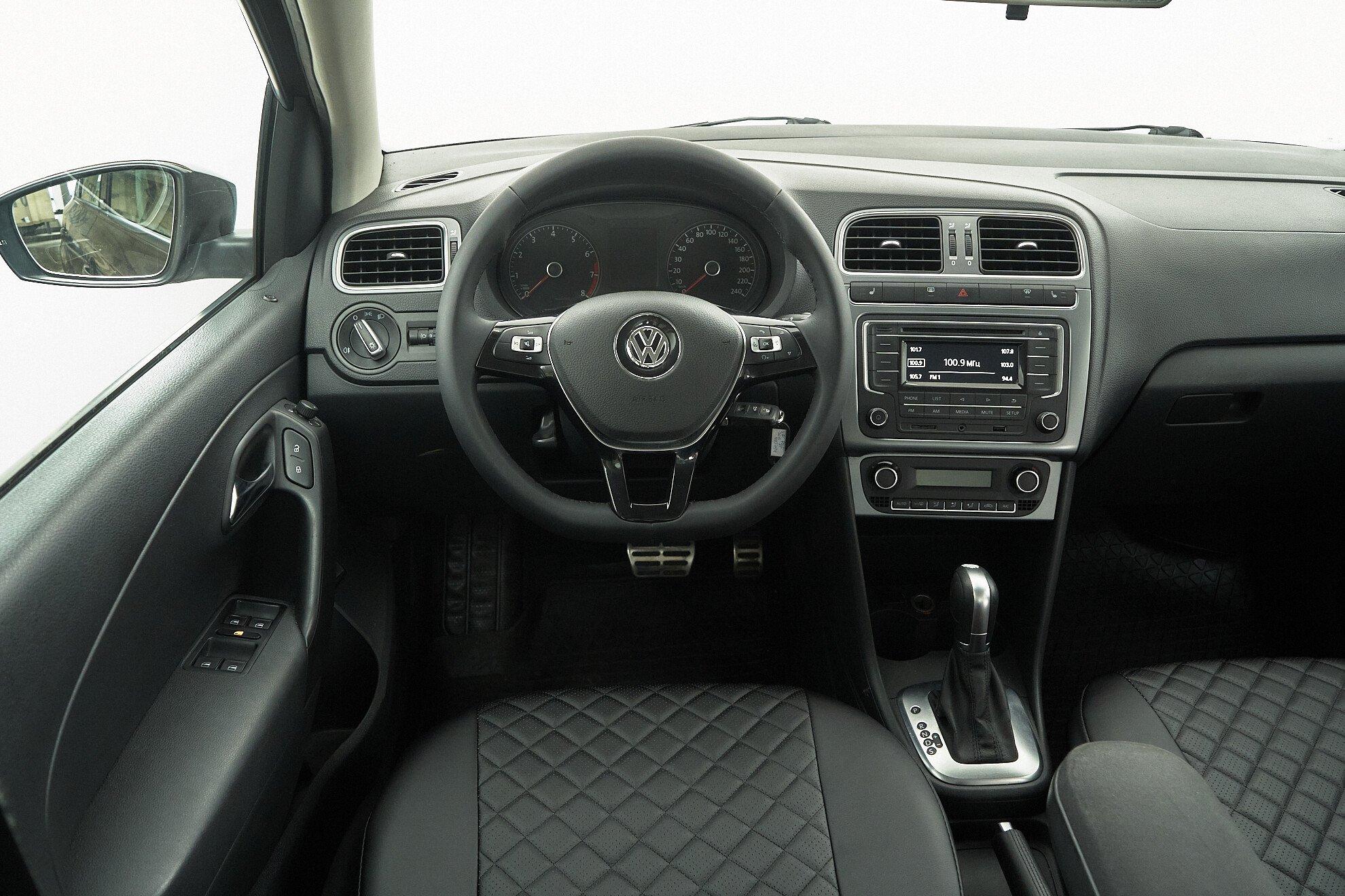 Volkswagen Polo 2019, коричневый