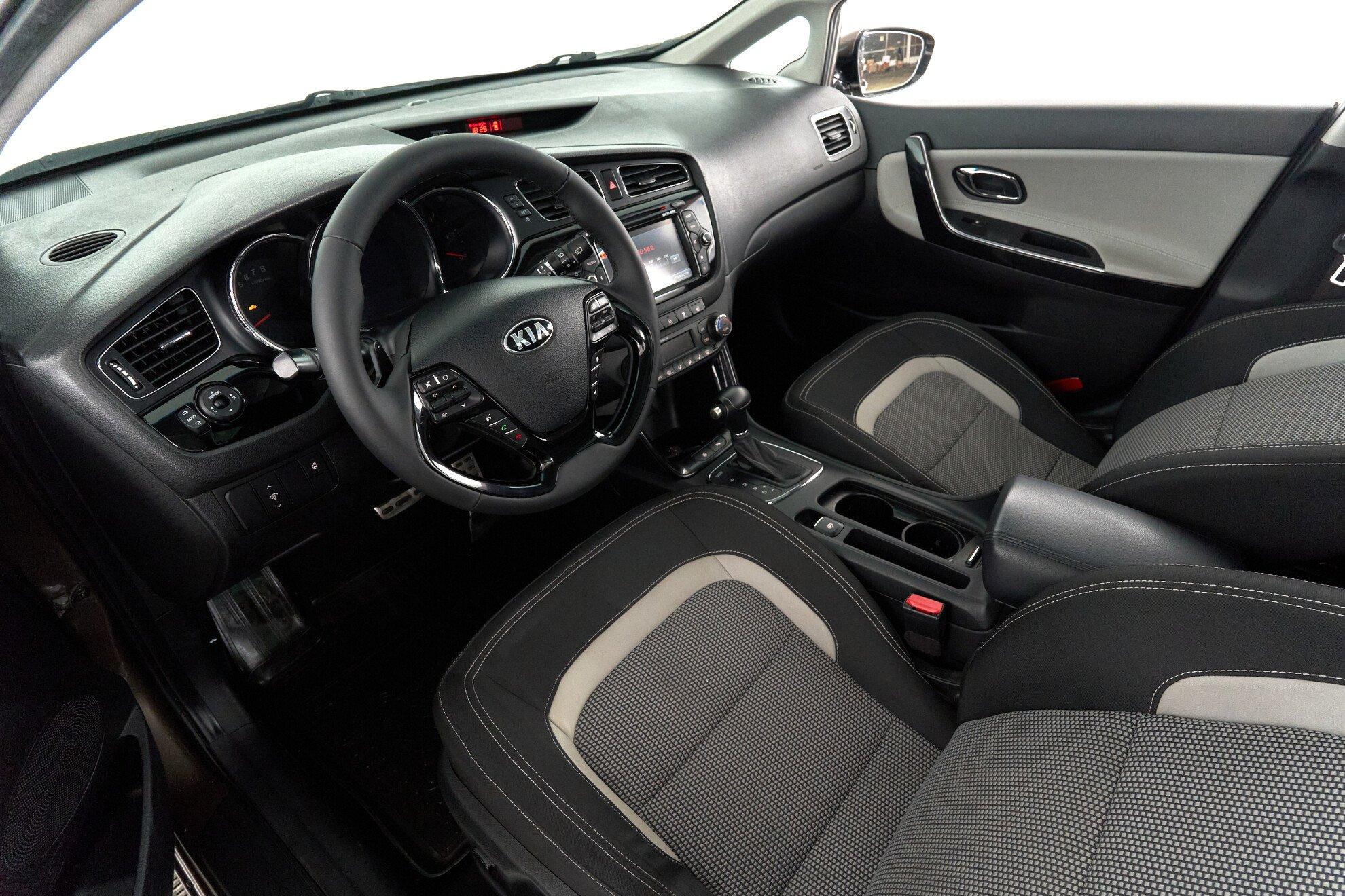Kia Ceed 2014, коричневый