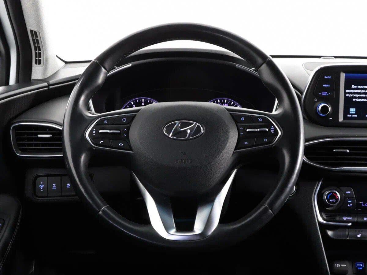 Hyundai Santa Fe 2018, белый