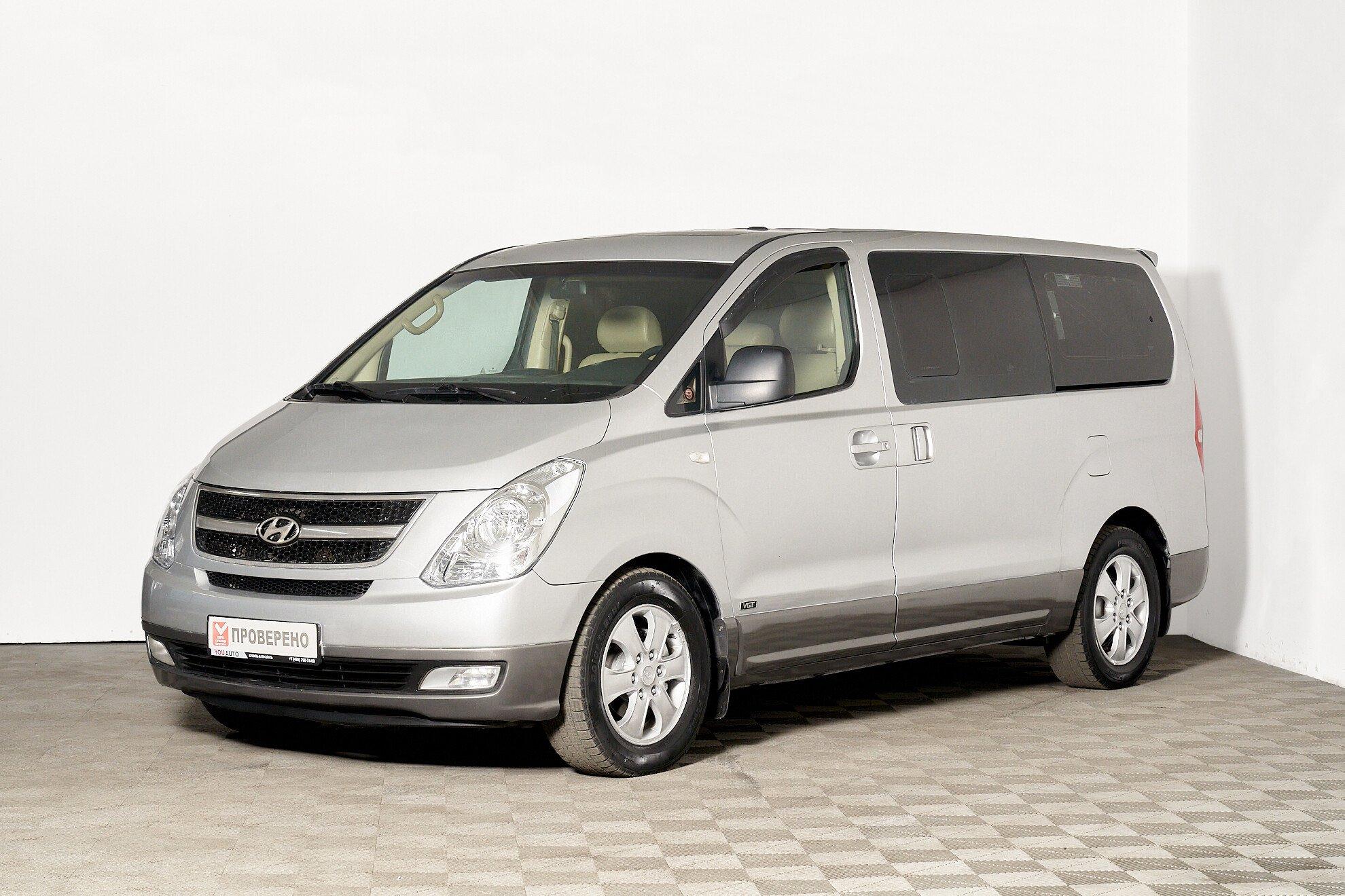 Hyundai Grand Starex 2008, серебряный