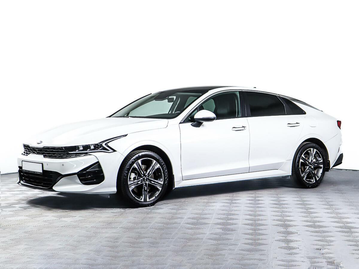 Kia K5 2022, белый