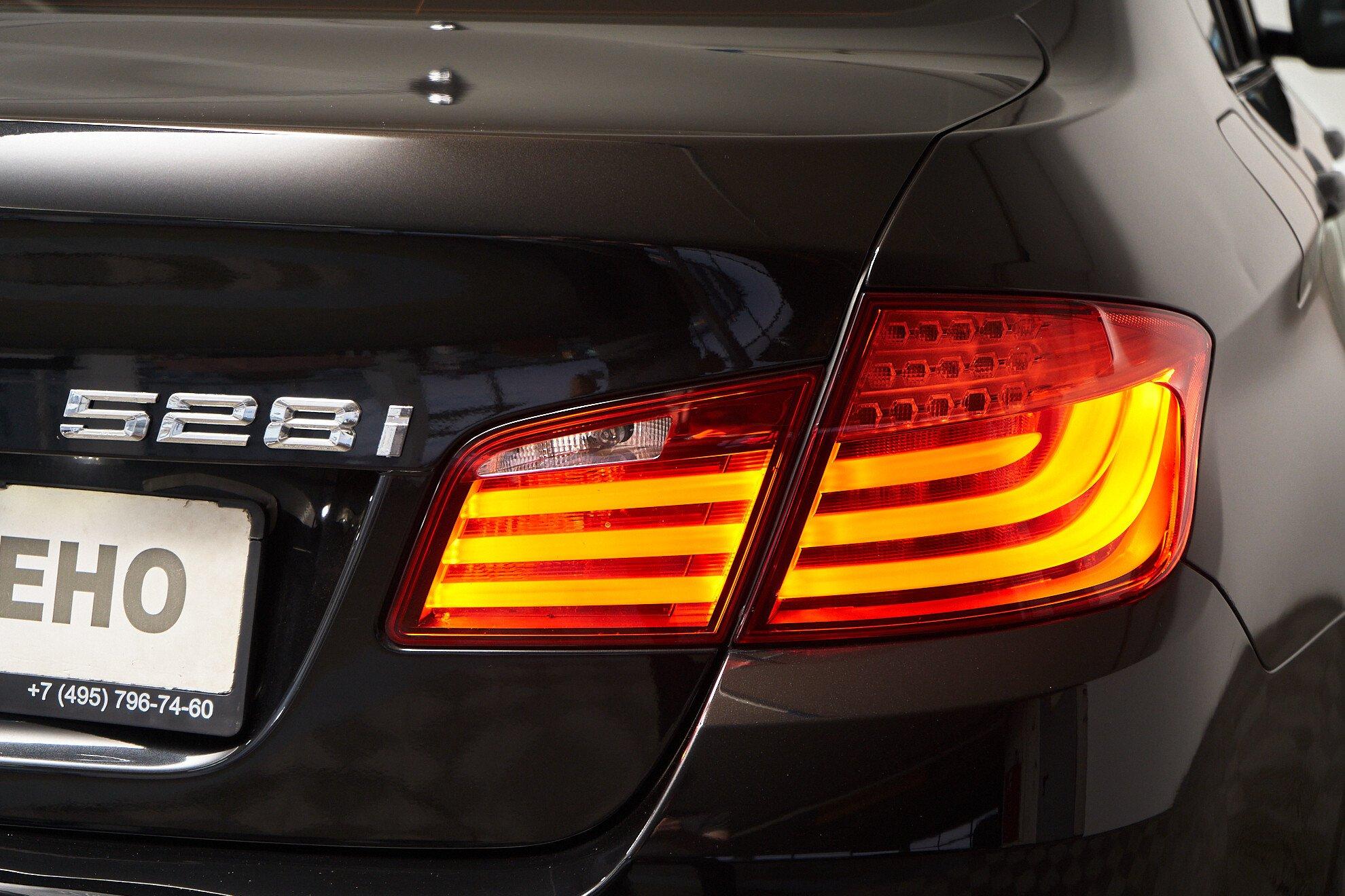 BMW 5 серии 2012, черный