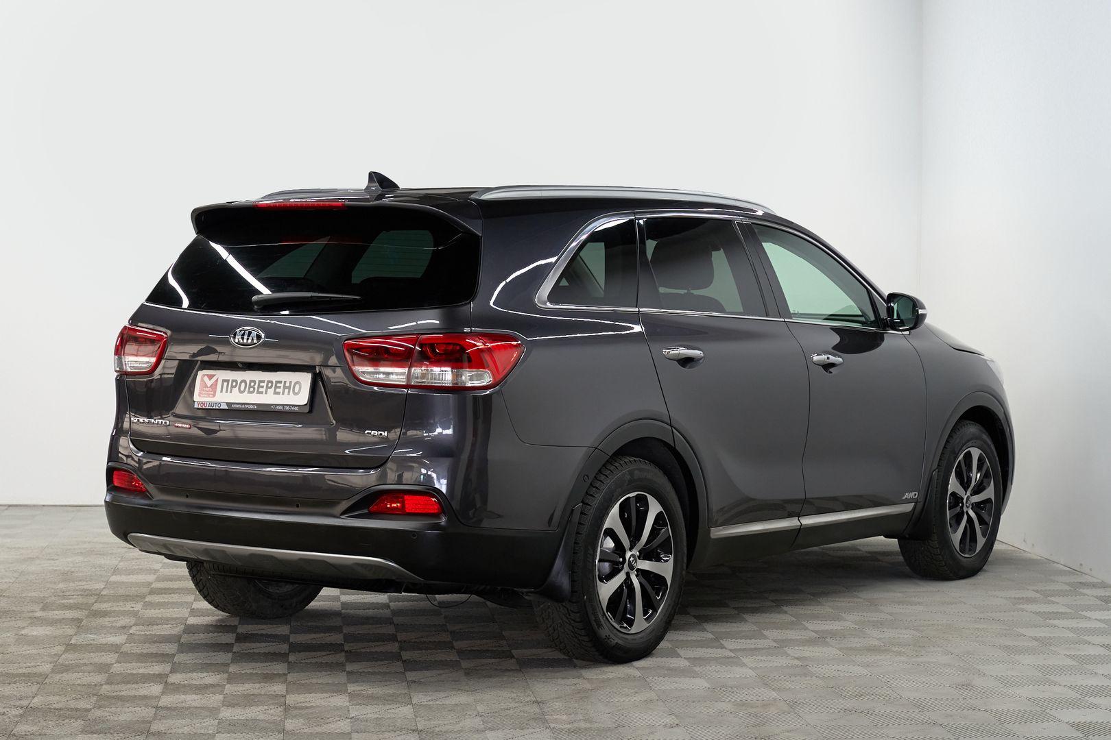 Kia Sorento 2016, серый