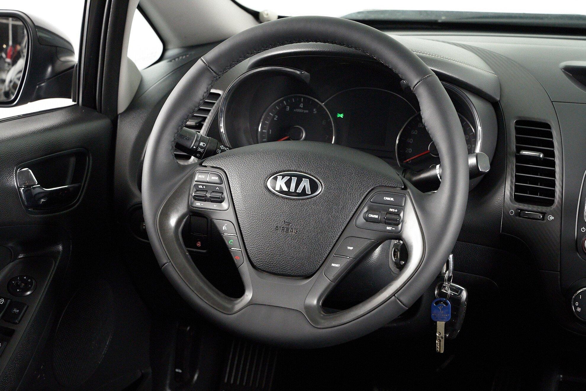 Kia Cerato 2016, черный