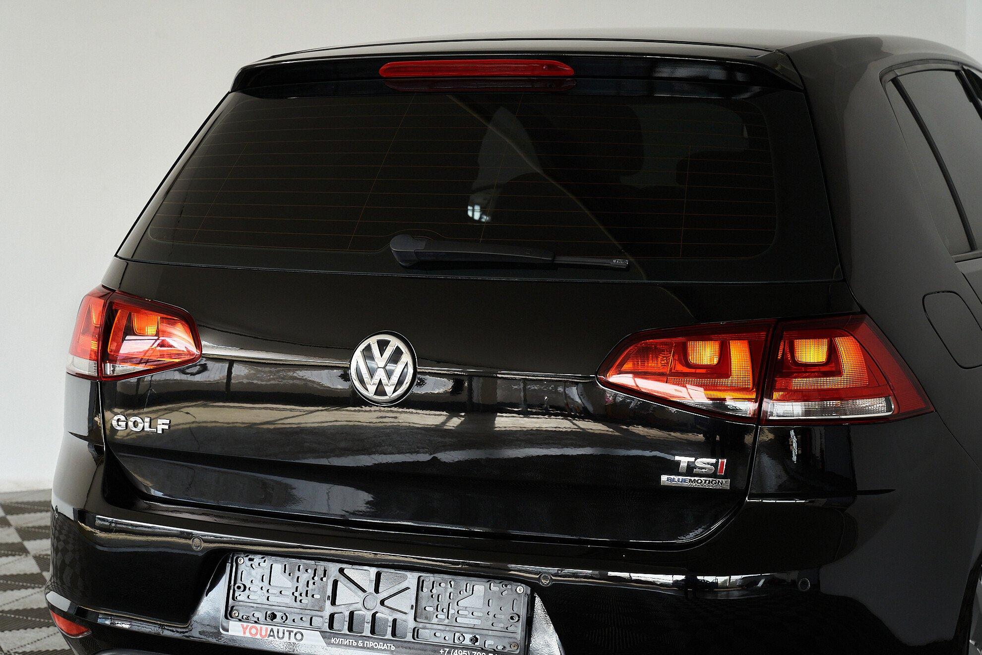 Volkswagen Golf 2013, черный