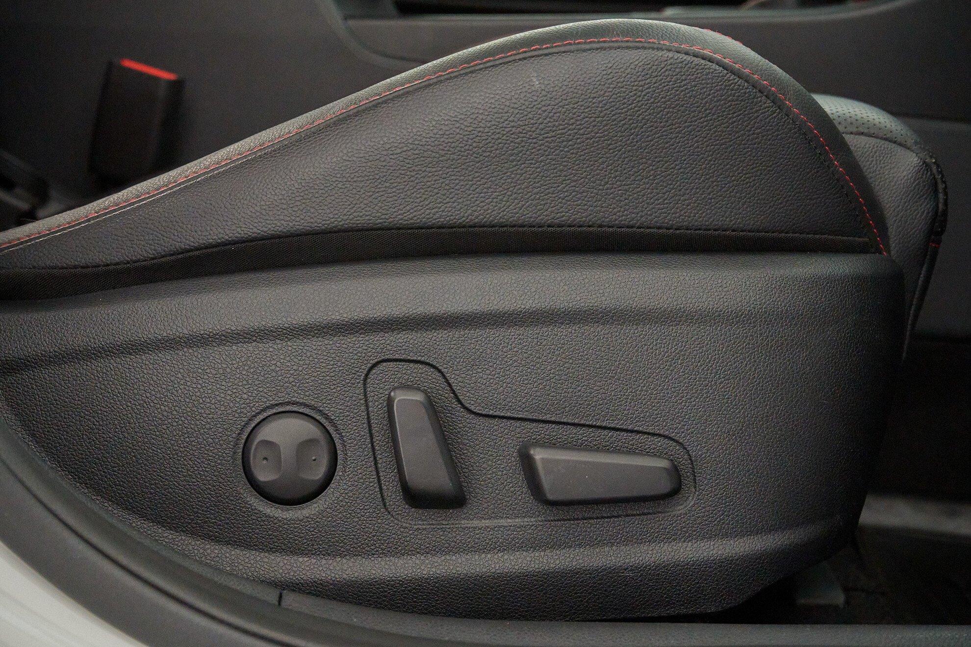 Kia Optima 2018, белый
