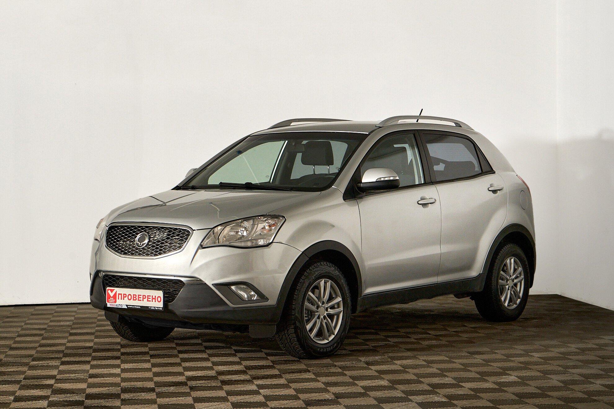 SsangYong Actyon 2012, серебряный