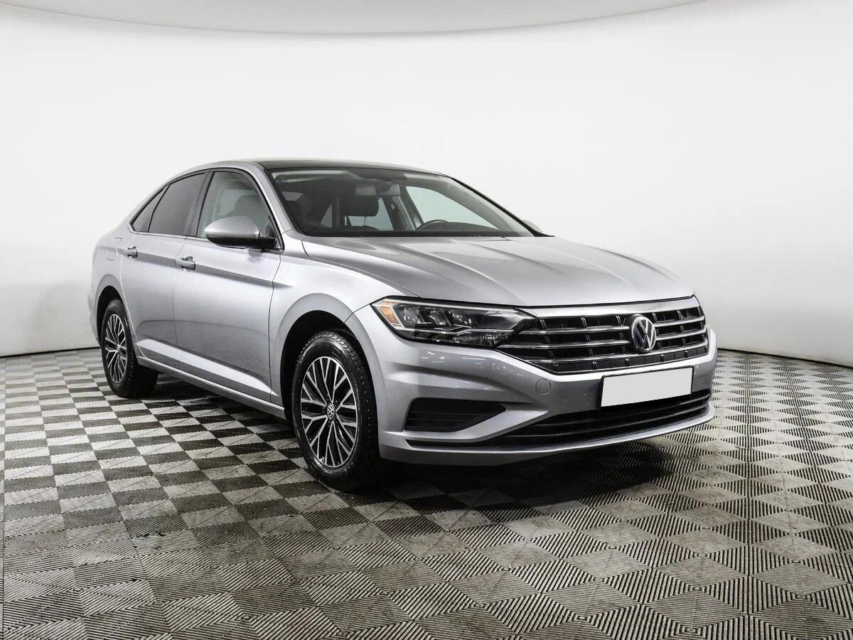 Volkswagen Jetta 2021, серый