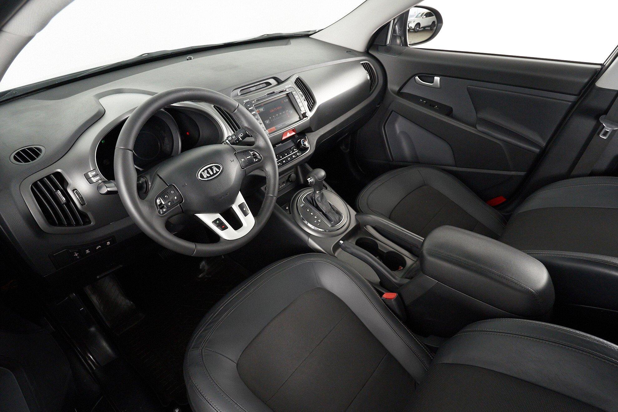 Kia Sportage 2012, серый