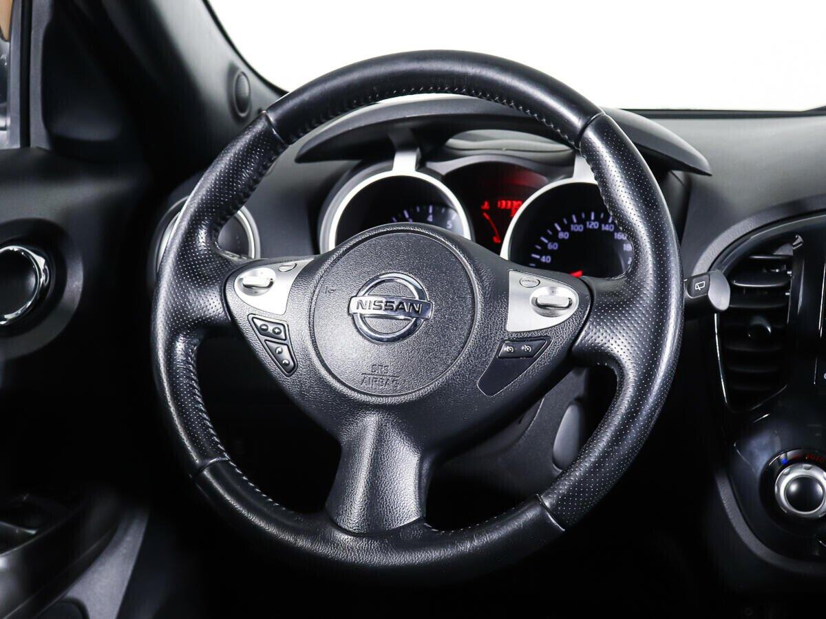 Nissan Juke 2014, белый