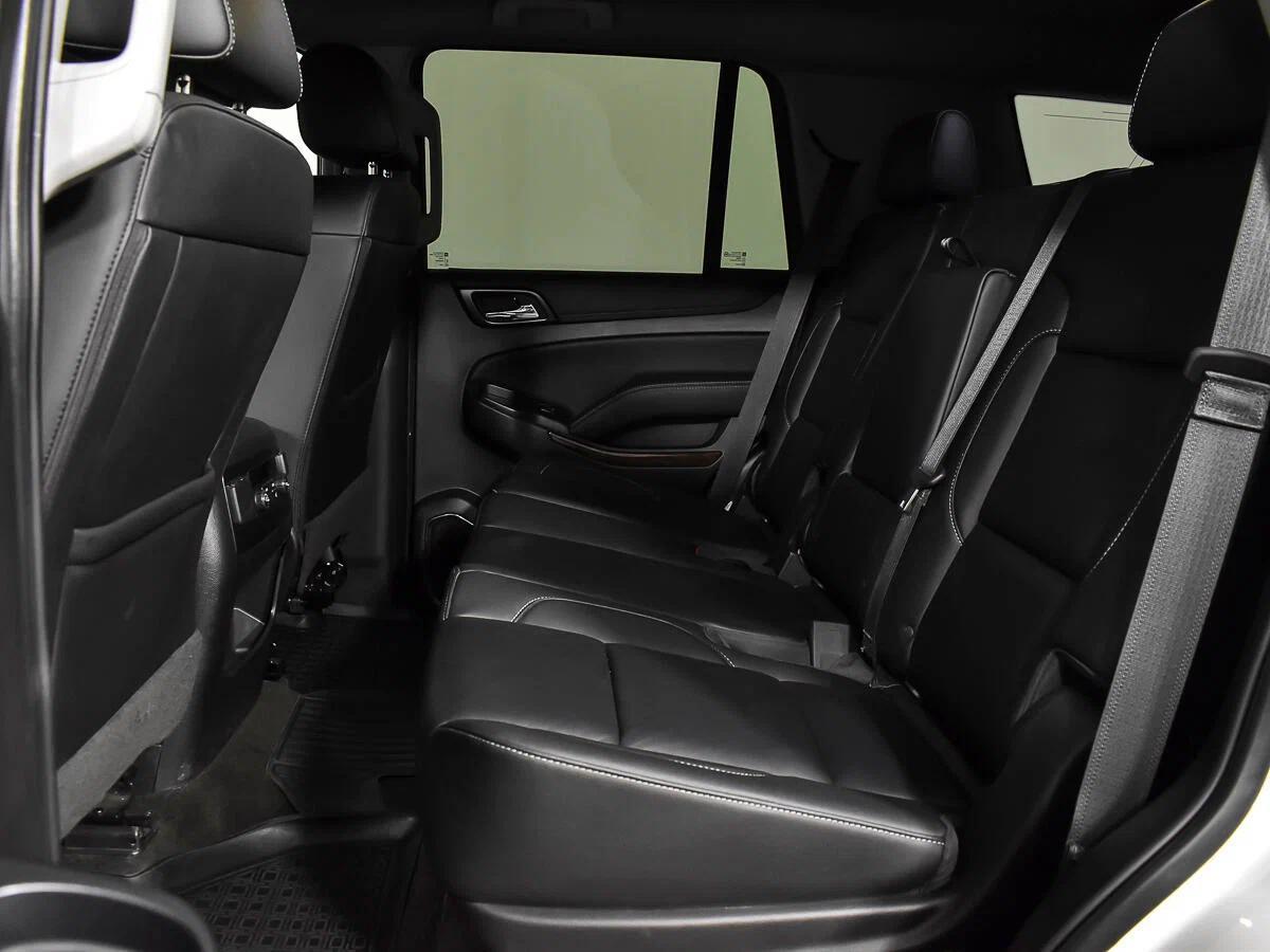 Chevrolet Tahoe 2016, белый