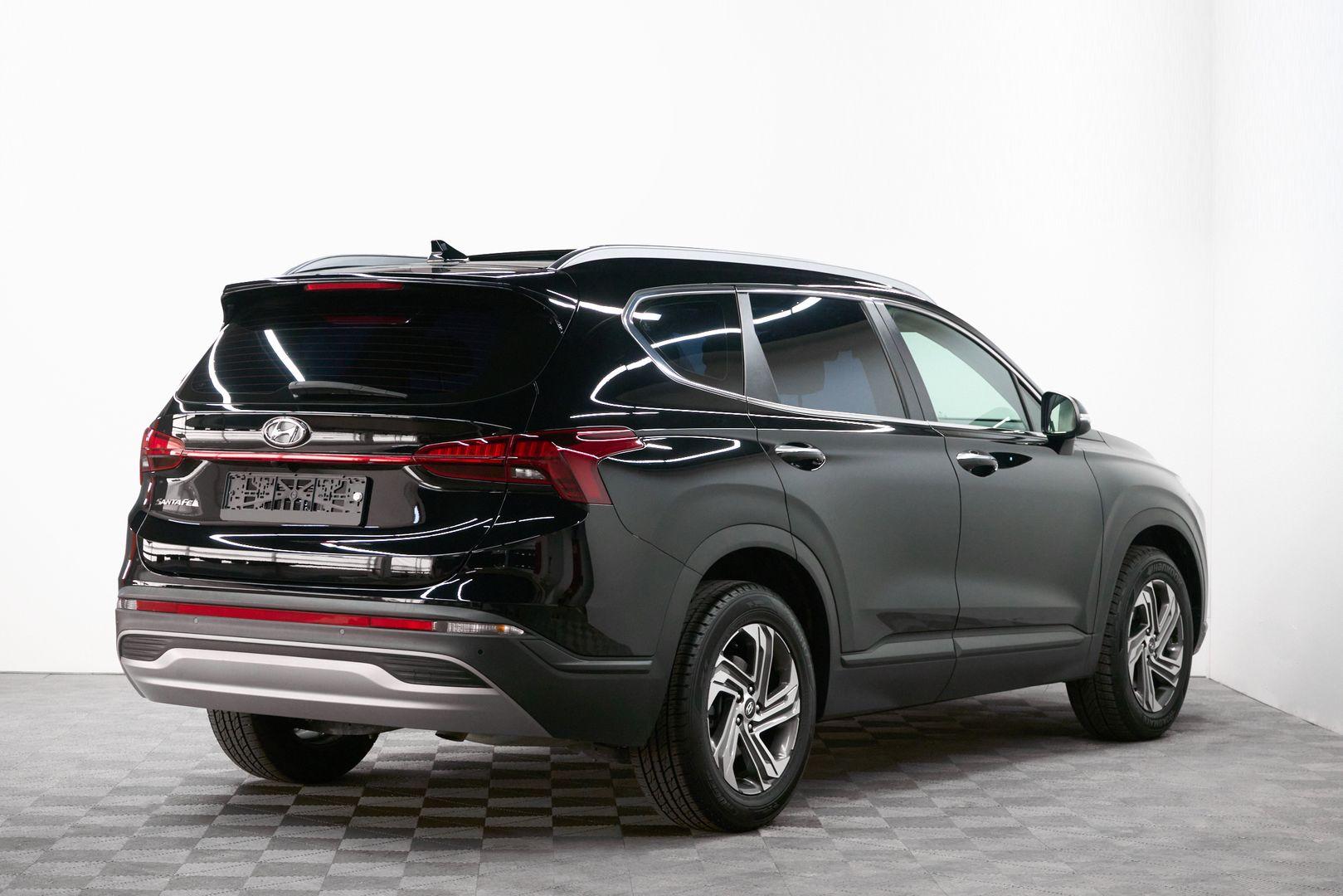 Hyundai Santa Fe 2020, черный