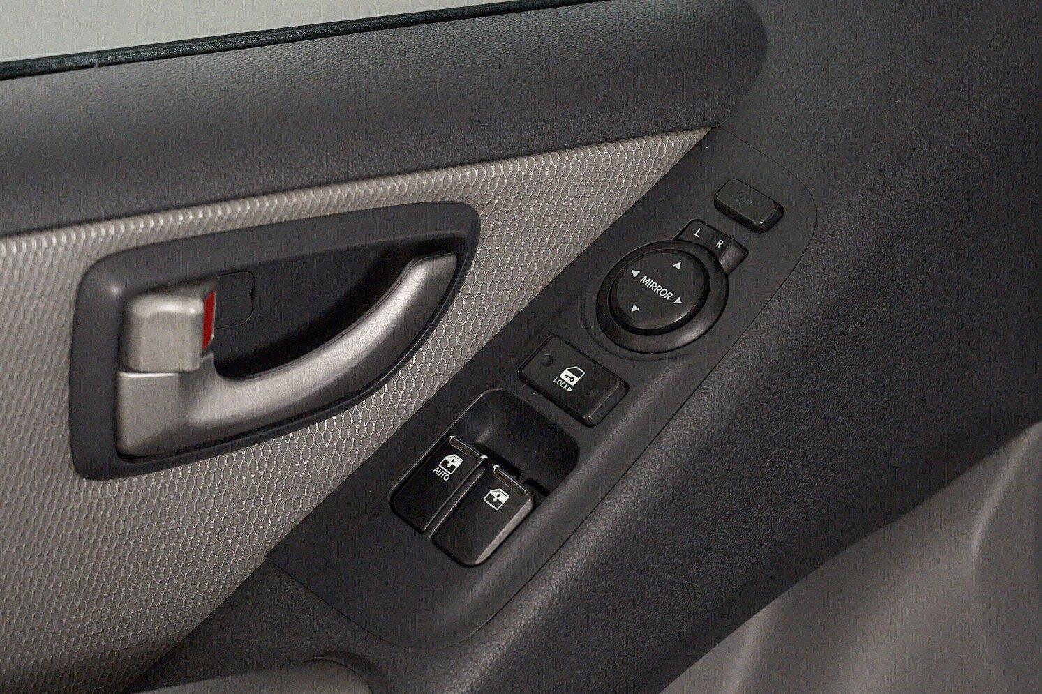 Hyundai Grand Starex 2010, черный