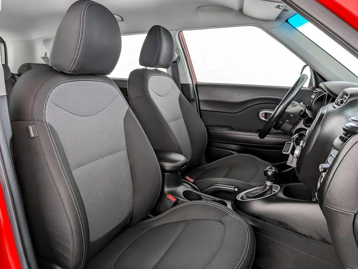 Kia Soul 2018, красный