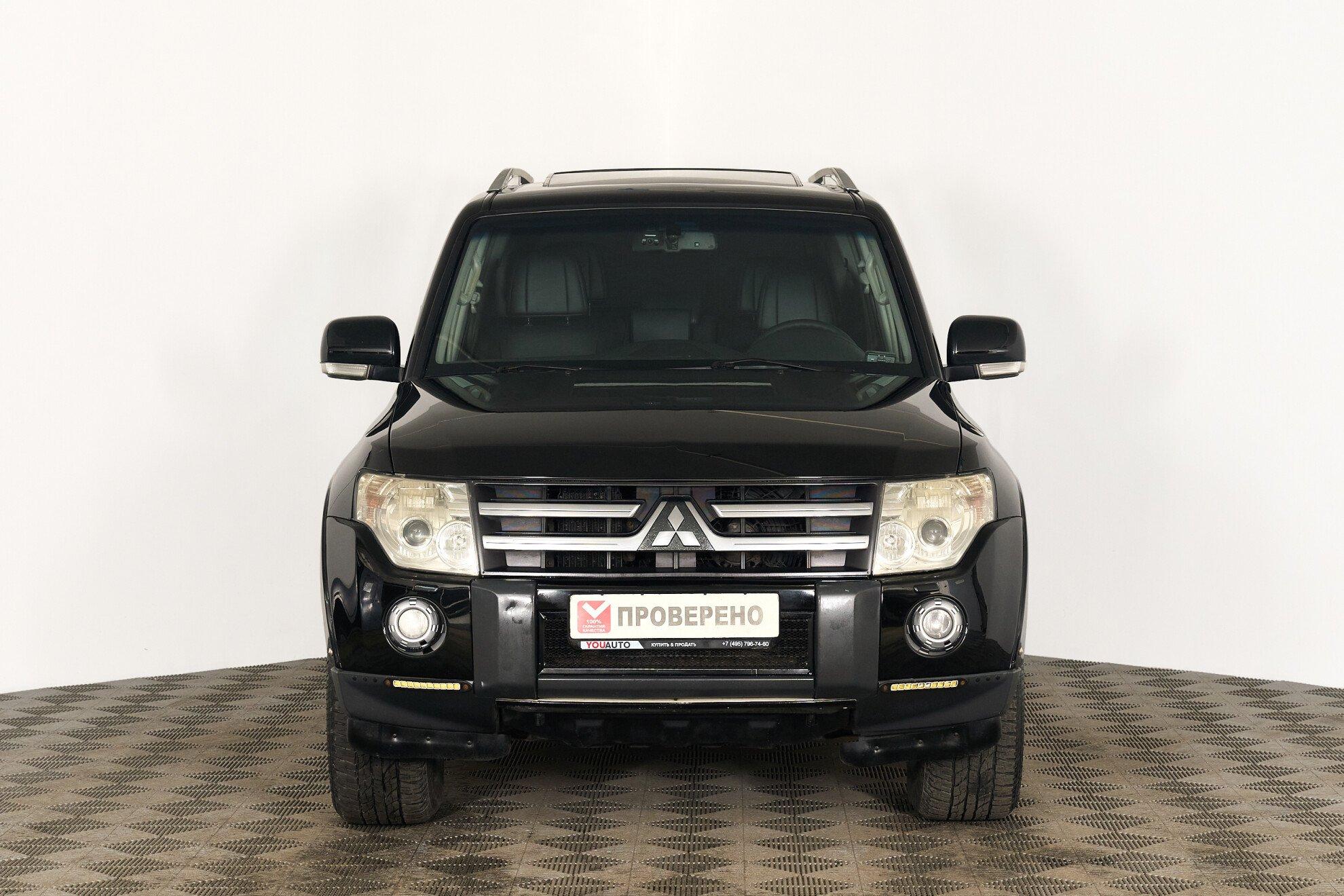 Mitsubishi Pajero 2008, черный