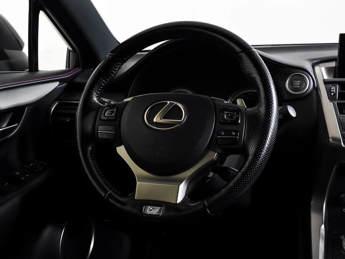 Lexus NX 2016, белый