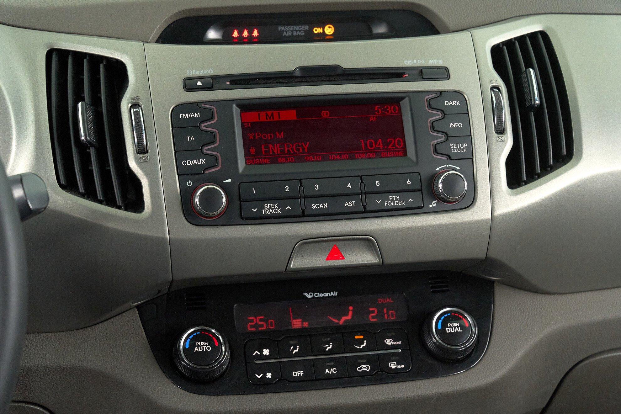 Kia Sportage 2012, черный