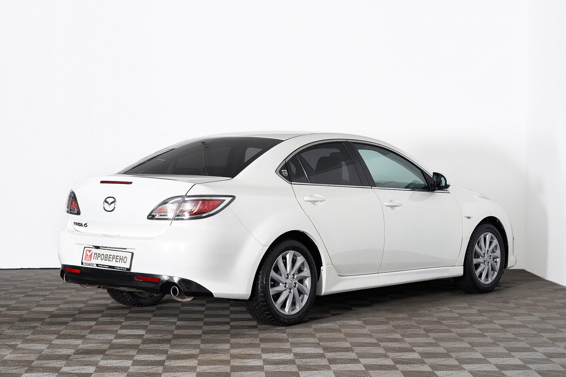 Mazda 6 2011, белый