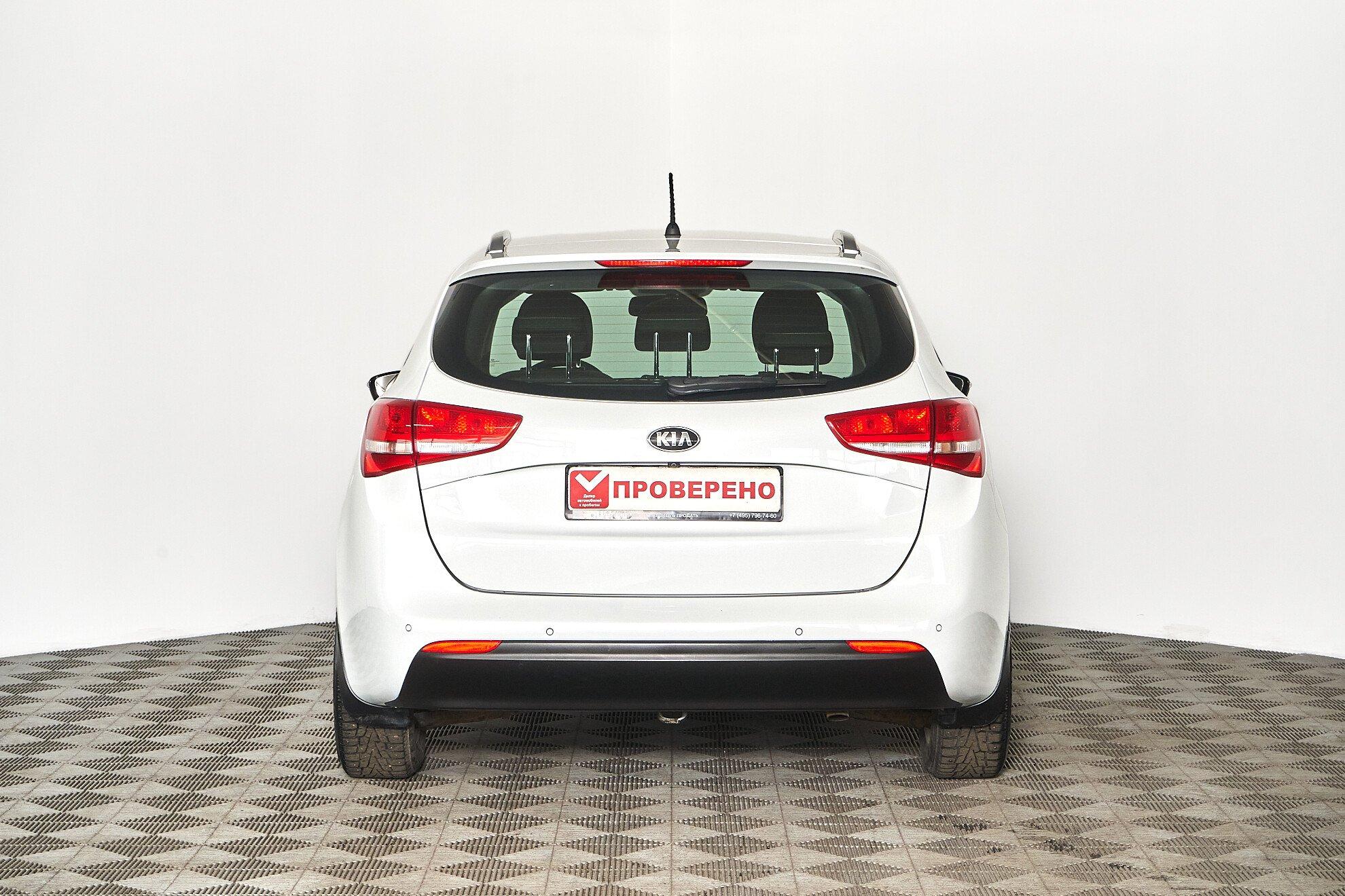Kia Ceed 2016, белый