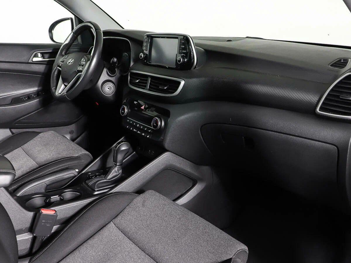 Hyundai Tucson 2020, белый