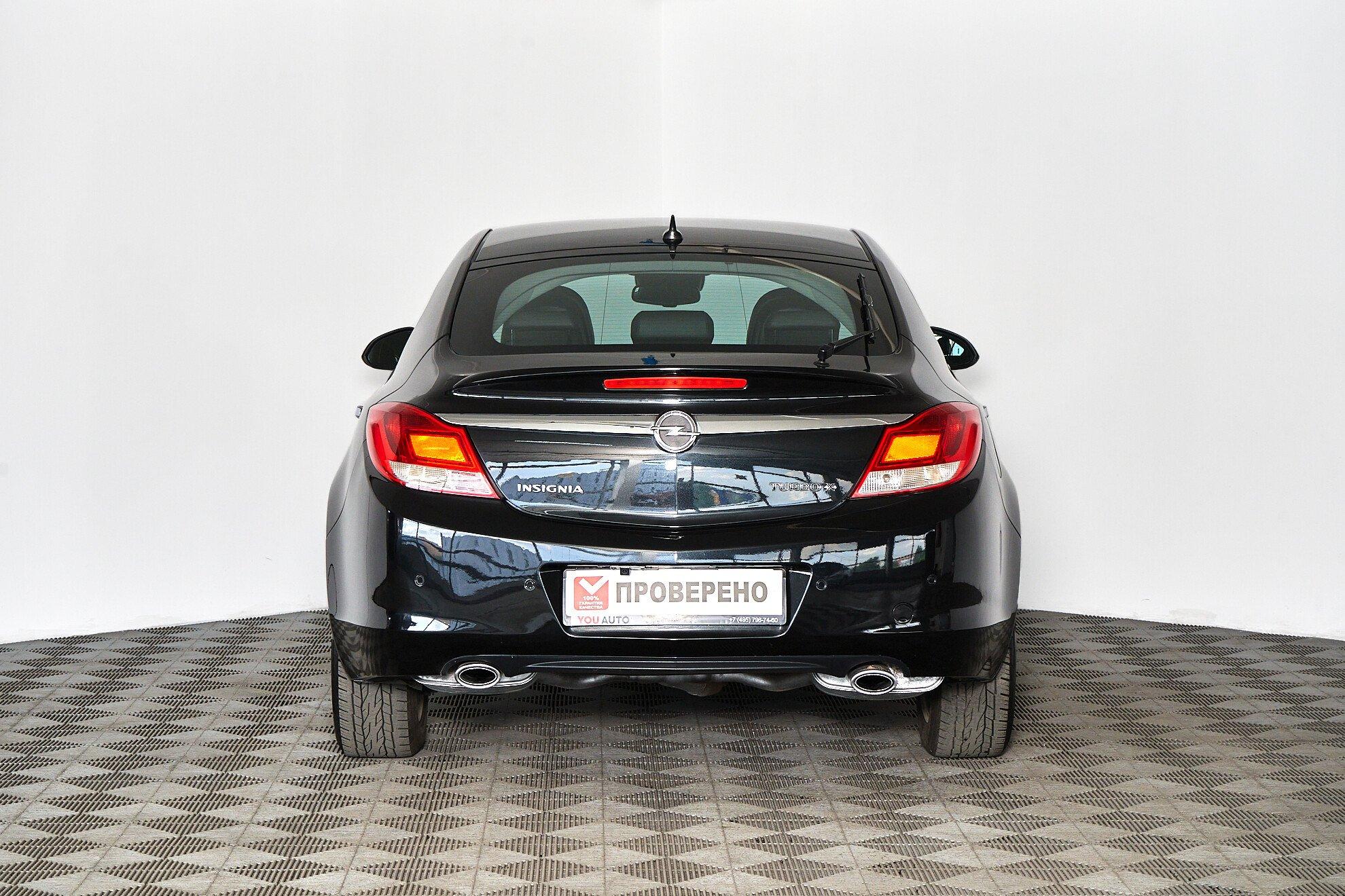 Opel Insignia 2010, черный