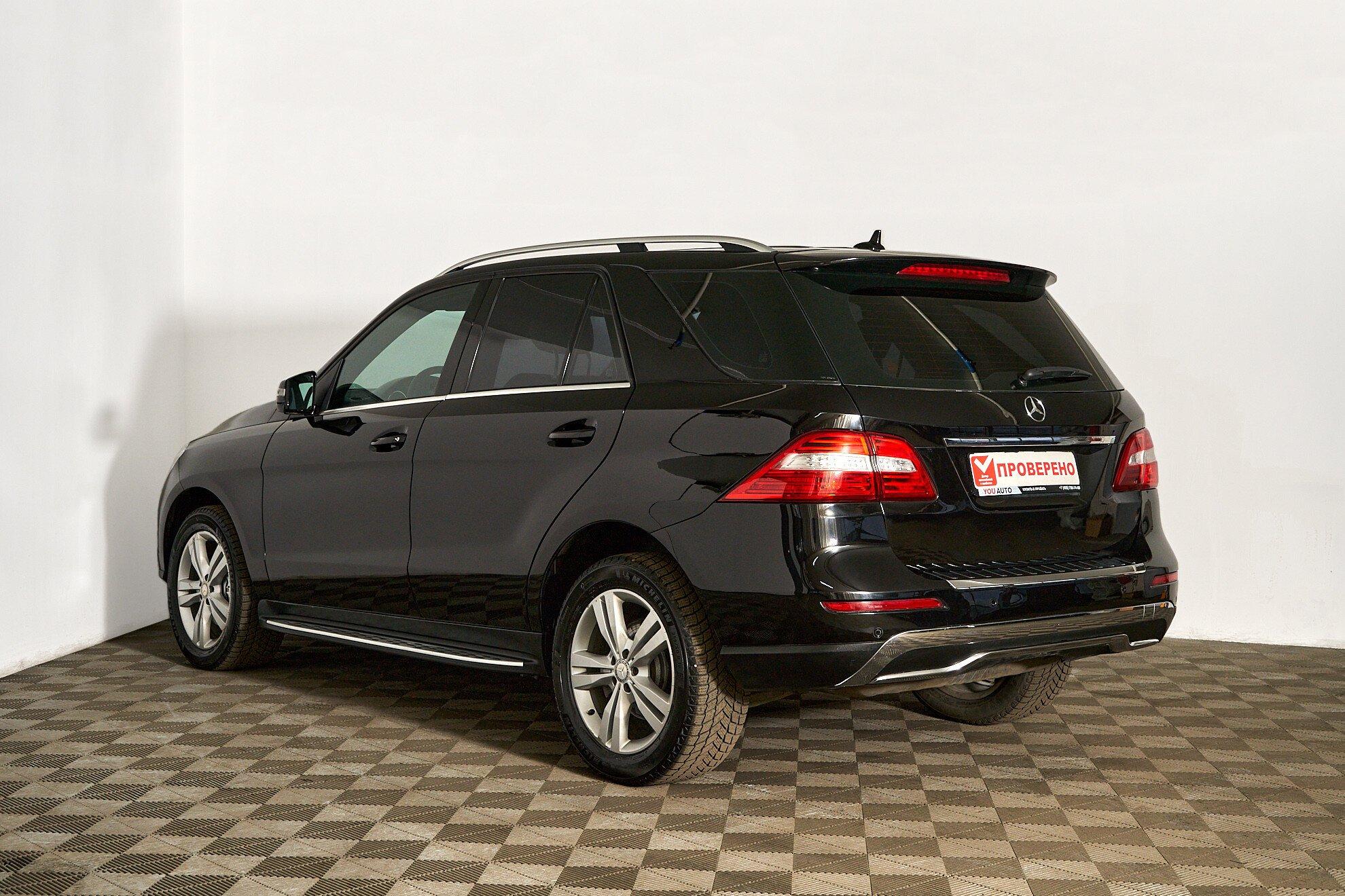 Mercedes-Benz M-Класс 2014, черный
