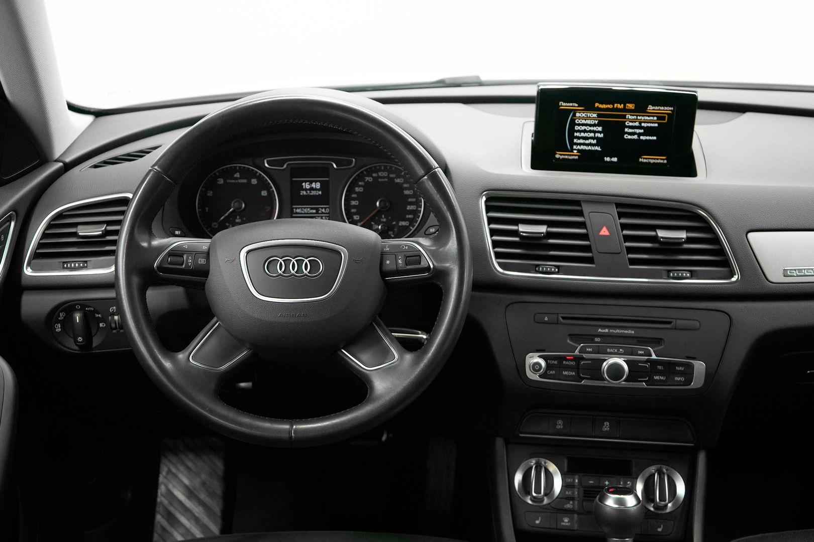 Audi Q3 2013, белый