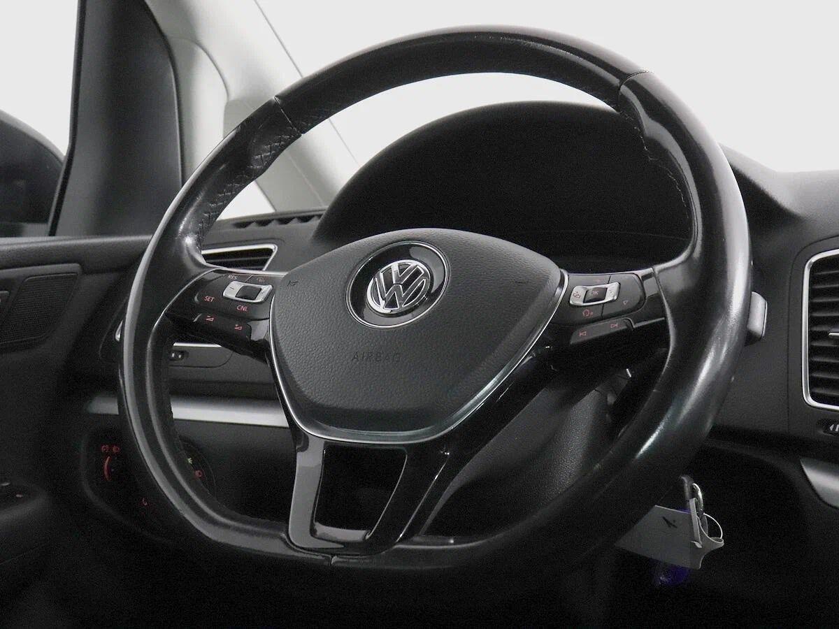 Volkswagen Sharan 2017, черный