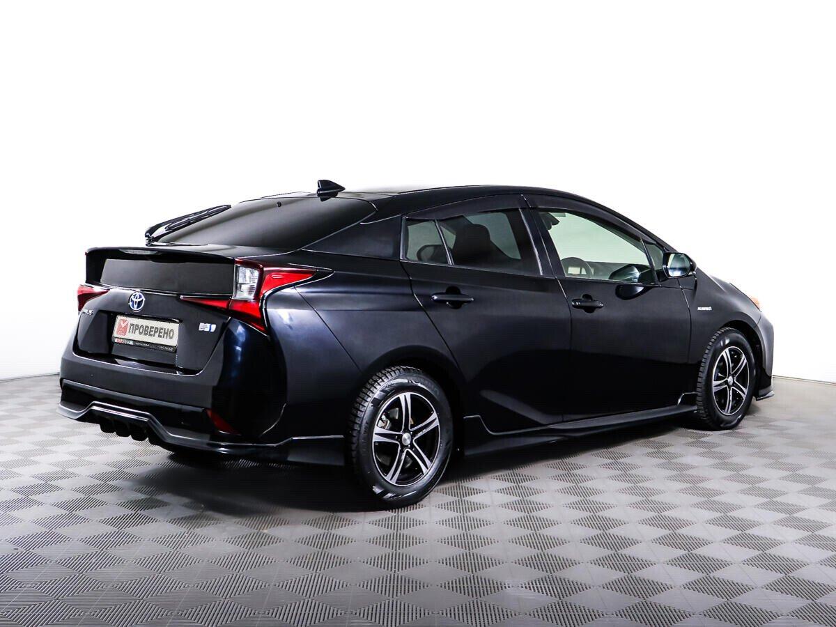 Toyota Prius 2020, черный