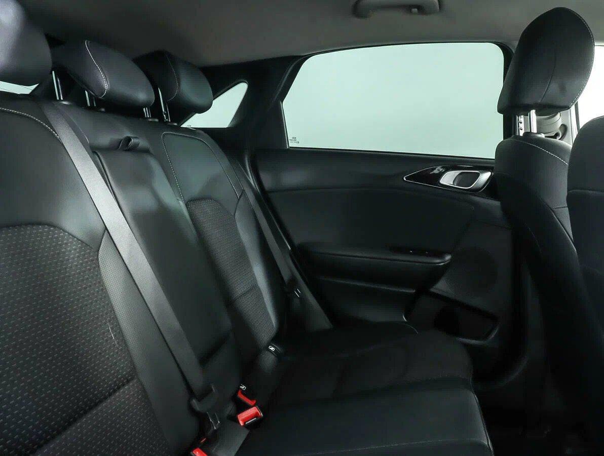 Kia Ceed 2019, синий