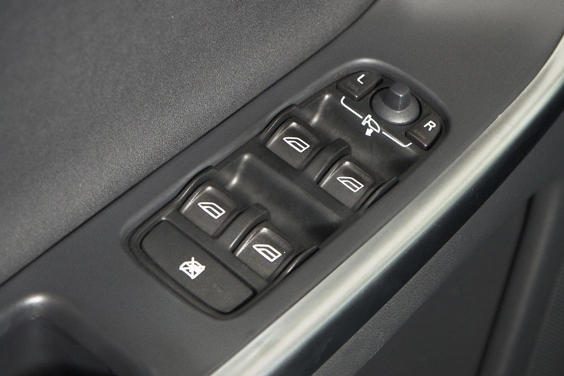 Volvo XC60 2013, серый