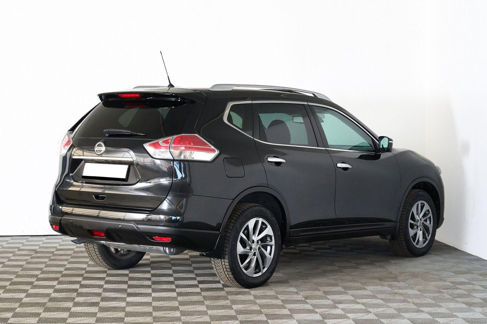 Nissan X-Trail 2016, черный